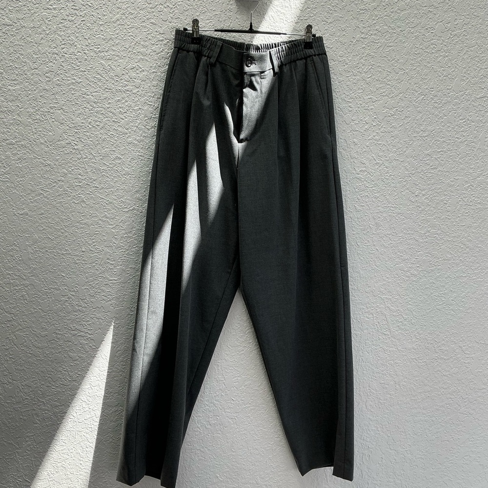 Zara women’s Classic Grey Trouser easy fit no crease size M Brand New